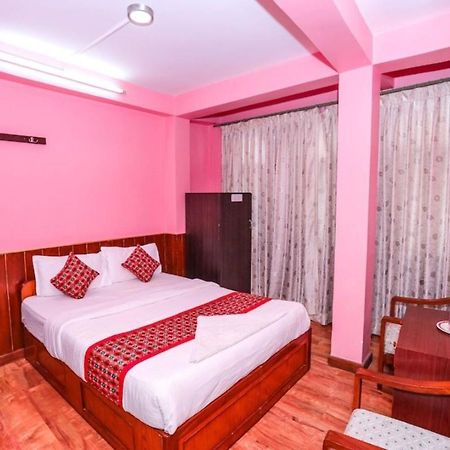 Hotel Plumeria Inn كاتماندو المظهر الخارجي الصورة
